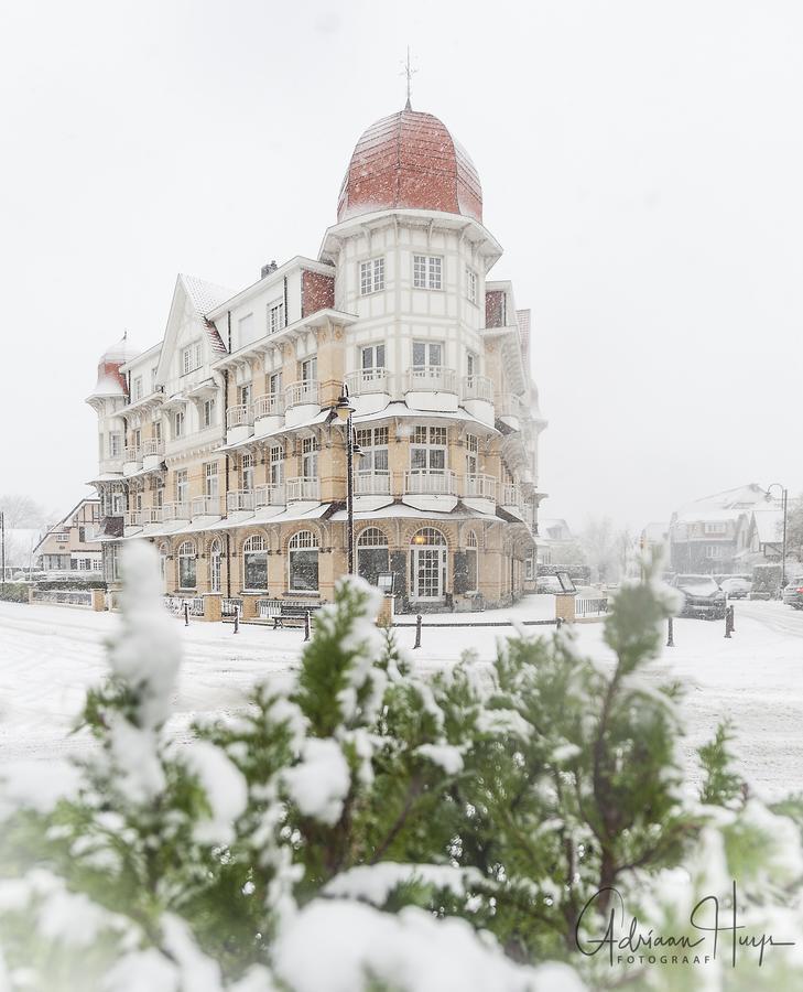 Grand Hotel Belle Vue De Haan Exteriör bild